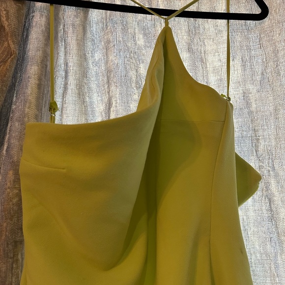 HOUSE OF CB Dress - Picture 3 of 9